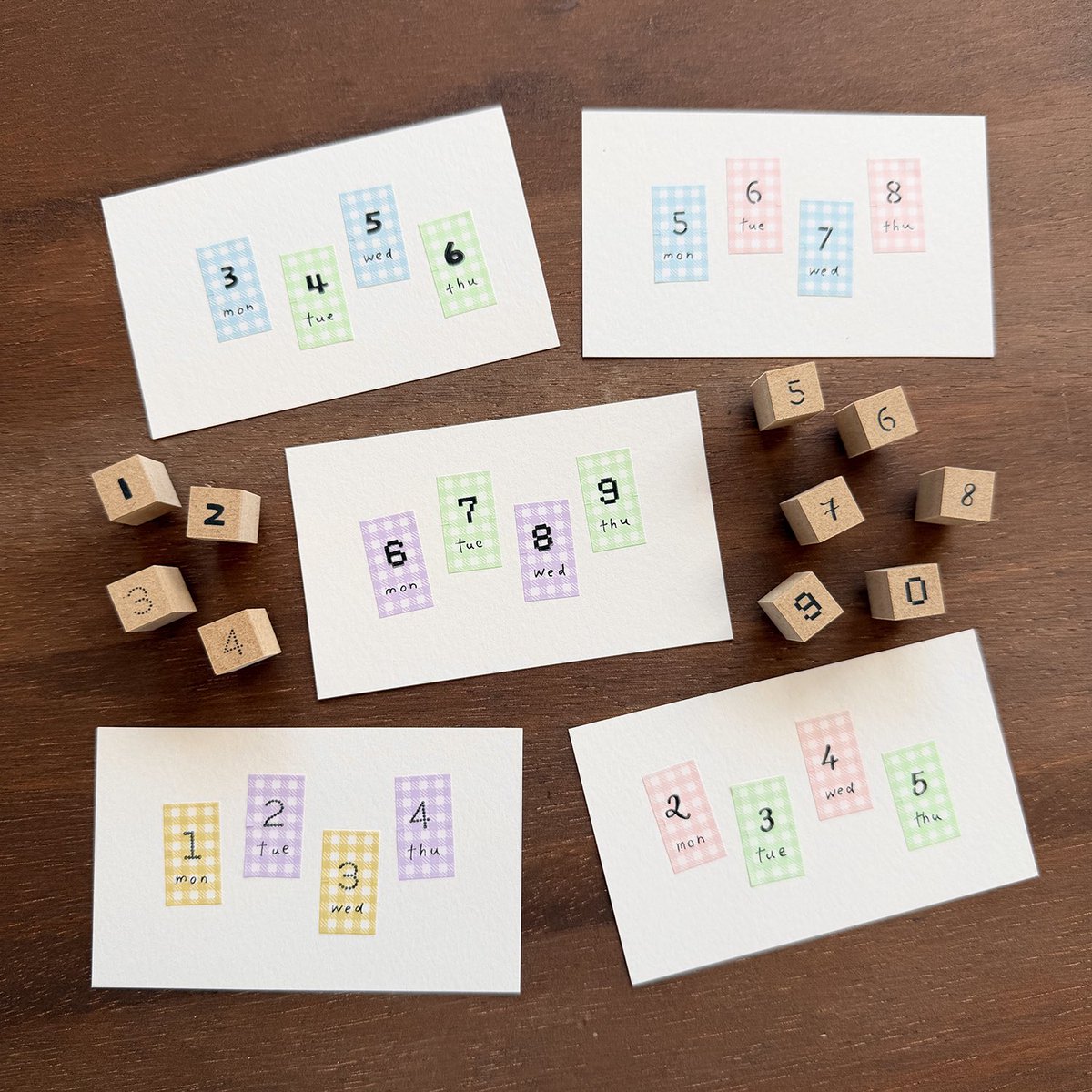 stamp_marche's tweet photo. 5種類のフォントから選べる数字スタンプセットの新作ができました！
すべてラベラーシールにもちょうどよく押せるちょこんとしたサイズ◎

💫6/18（木）12:00〜
スタンプマルシェ公式オンラインショップで販売開始します。 https://t.co/nrtgs4AUVD
