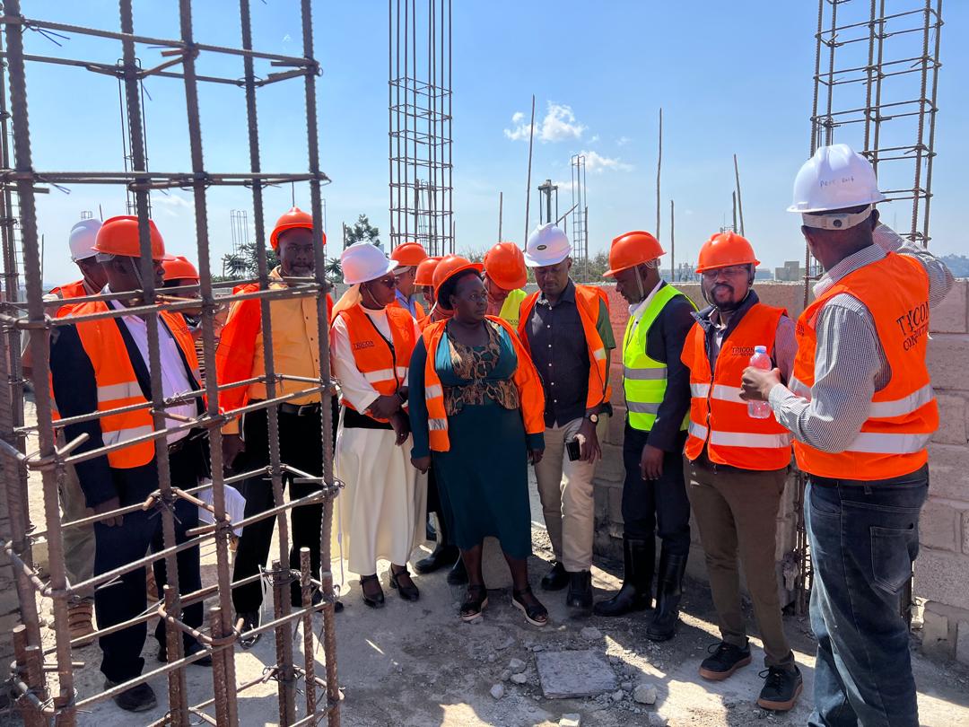 Lutaaya56013154's tweet photo. Site visit of the #stjosephsgirlsNsambya where I sit as part of the school leadership team. I'm happy to keep adding a block to the development of this great school. The dormitory complex is at least 60% done. Let us keep supporting schools in such development ventures. @hudson_mugweri @regesa @JudeBkenya @anderlukson @JKijjali @BKyakuheir40001