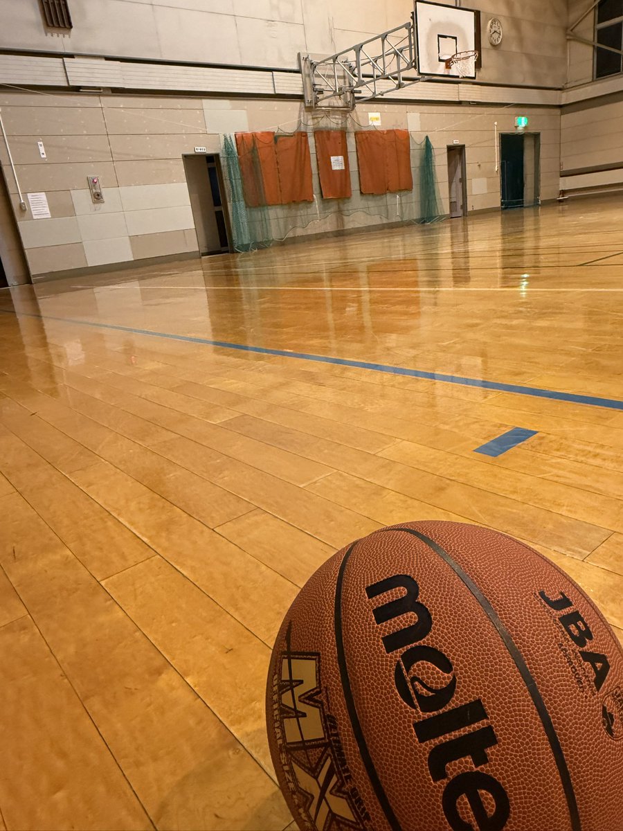 mottch610's tweet photo. ちゃんと練習🏀してきたよ https://t.co/omowsPDVRo