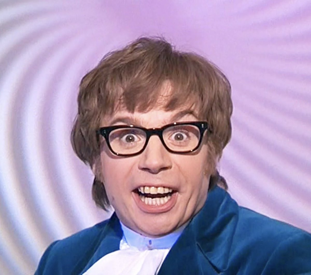 DiscussingFilm's tweet photo. Mike Myers says ‘AUSTIN POWERS 4’ is going to happen.

(Source: trevornoah/IG) https://t.co/uurGQk4UXb