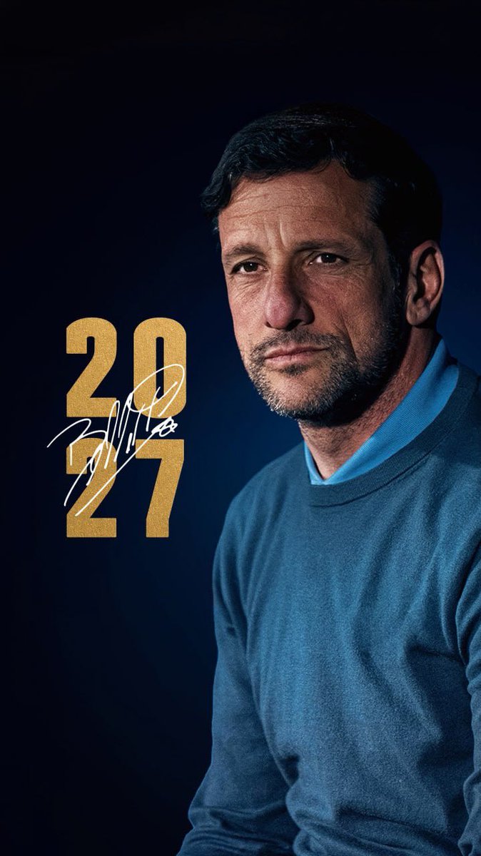 um_barca's tweet photo. ✅️✍️ Juliano Belletti renueva su contrato con el club y seguirá un año más como entrenador del Barça Atlètic. #FCBLive https://t.co/wKaRveKDbV