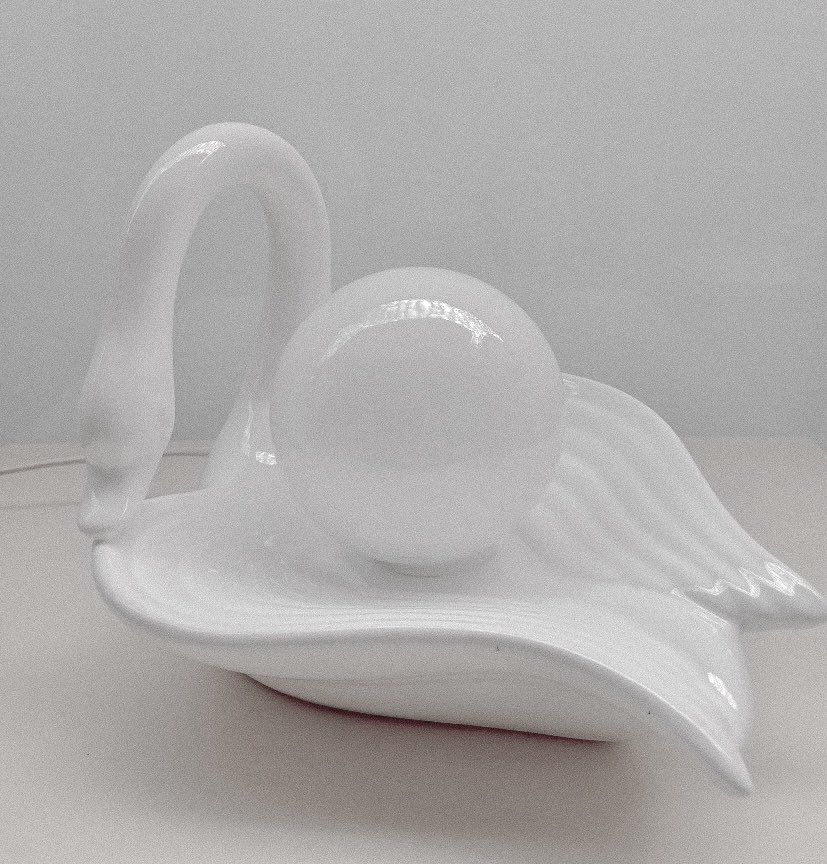 rosierpearl's tweet photo. swan lamp https://t.co/Za32Venizm