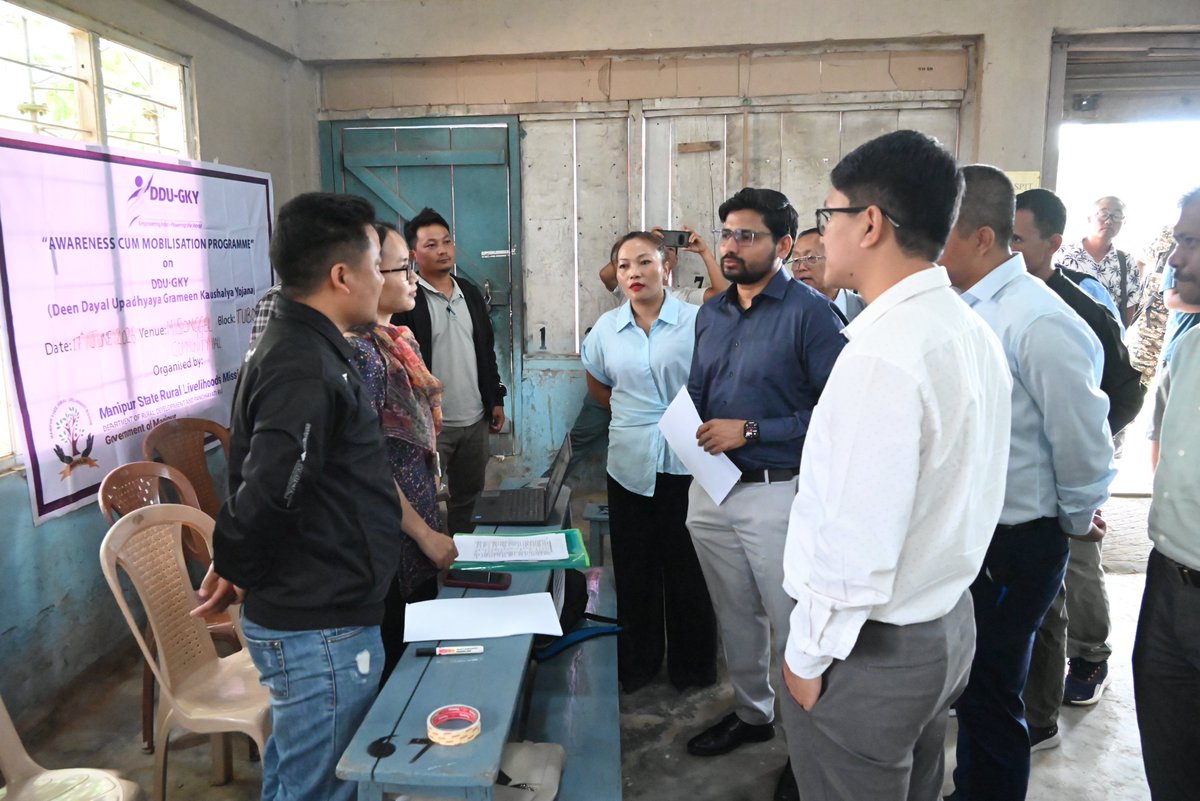 DC_Ccpur's tweet photo. Shri Krishna Kumar,IAS,Deputy Commissioner, Churachandpur,formally inaugurated the Jan Kalyan Shivir(Public Welfare Camp)for Churachandpur District, bringing essential government services and welfare benefits closer to the people.#jankalyanshivir2026 #publicservice #Churachandpur https://t.co/o3gYRBq0ki