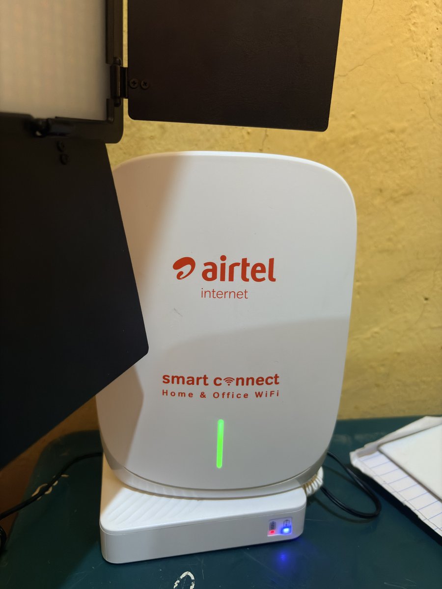 AlexmetaX_'s tweet photo. Finally got my Airtel Outdoor Unit! 
No more weak signals. Time to enjoy faster, more reliable internet and stay connected 24/7. 
I’ll write a thread on it later 
#Airtel #Broadband #InternetLife https://t.co/mA2PgDxa3a