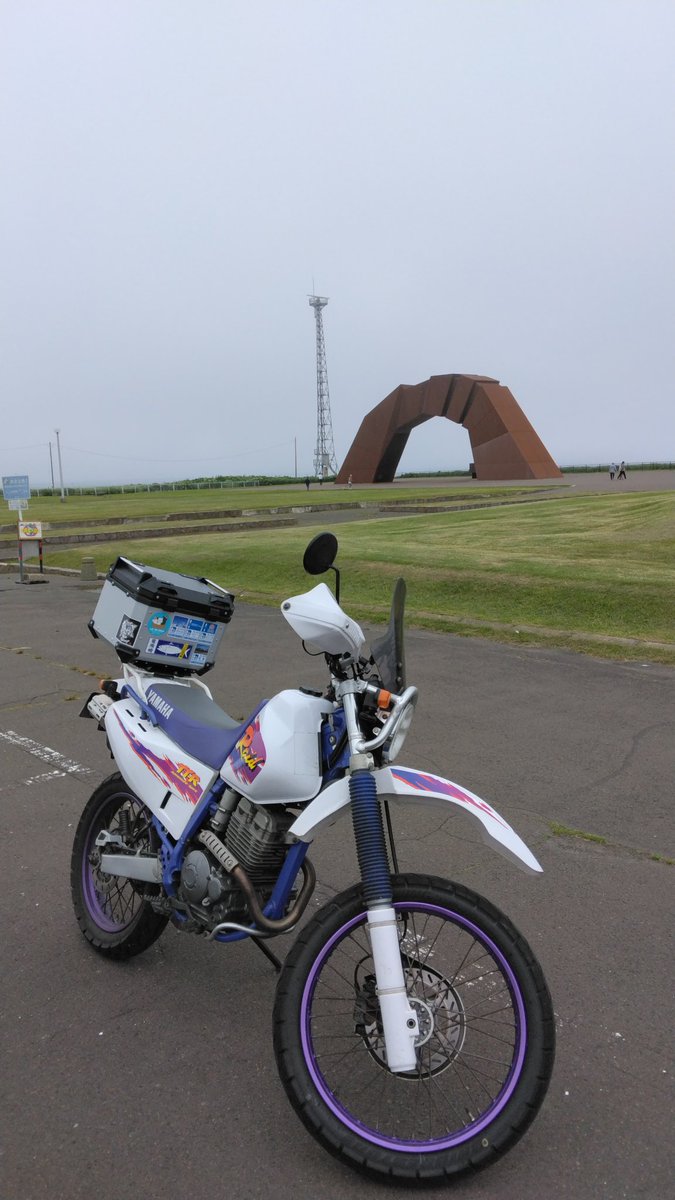 marumarumarrr's tweet photo. #バイク乗ってなかったらココ絶対来てない場所100選
日本本土最南端、最西端、最東端、最北端の地ですかねえ？😆
最西端だけバイクとモニュメントとの記念写真が無いですが😅💦 https://t.co/fVzPiJUUc2