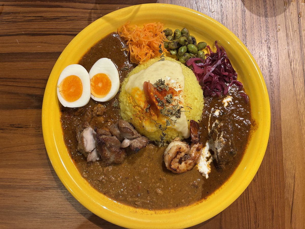 Taiyi_smec's tweet photo. スパイスカレー🍛
３種のルーも具材も全部が美味しい😋 https://t.co/bqwAXL9hTm