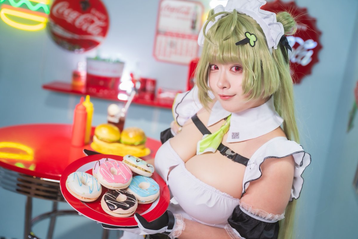 Suzusora_c7's tweet photo. cos
NIKKE 🍩🍴 ソーダ

photo by @CC_Hayama 
#NIKKE #NIKKEcosplay https://t.co/PqRgrAXuxi