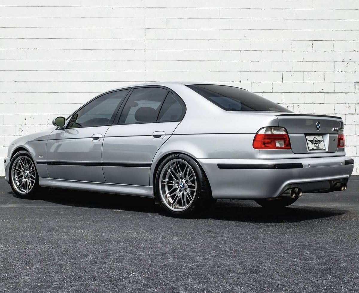 FlawlessSpec tweet picture