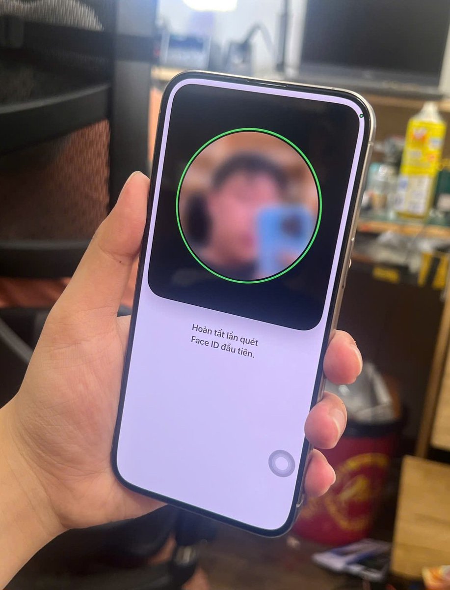 thoai37369's tweet photo. 📱 iPhone 15 Pro Max bị bể màn hình, hư camera trước hoặc Face ID không nhận?

#iPhone15ProMax #SuaFaceID #ThayCameraTruoc #ThayManHinhIPhone #Suadienthoai48 #CanTho #AppleRepair #iPhoneRepair #SuaDienThoaiCanTho #FaceID #iPhoneFix #CanTho24h https://t.co/NnWAjazgxC
