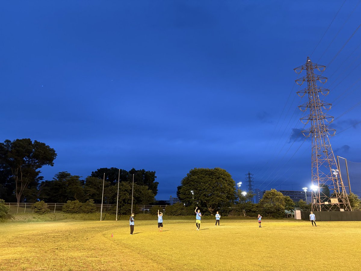 hyt_ultimate's tweet photo. ▪️東大和アルティメットナイト🌠
明日！
6月18日(木)
18:30〜20:30
上仲原公園陸上競技場
参加費500円・初参加無料
幼児から60代までみんなでEnjoyアルティメット
【今後の予定】
7/2・7/16・7/30(木)
#東大和市
#アルティメットナイト
#東大和市をアルティメットの街に
#あらゆる世代が共存できる場所 https://t.co/XnFLmC2FJw