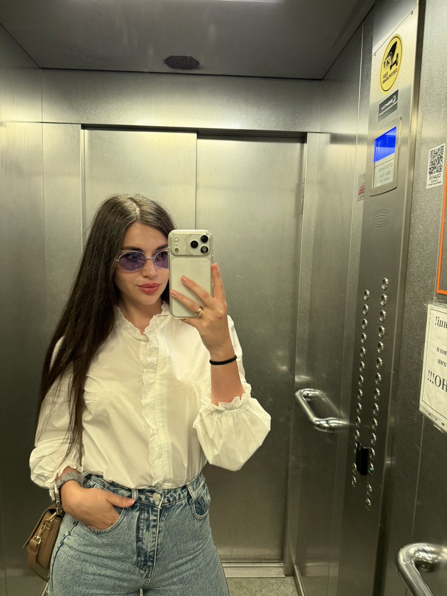 Julia OG tweet media