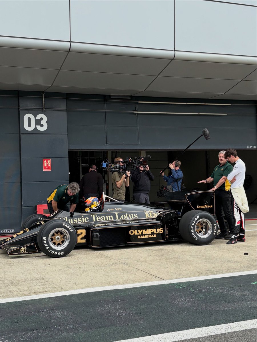 Karun Chandhok tweet media