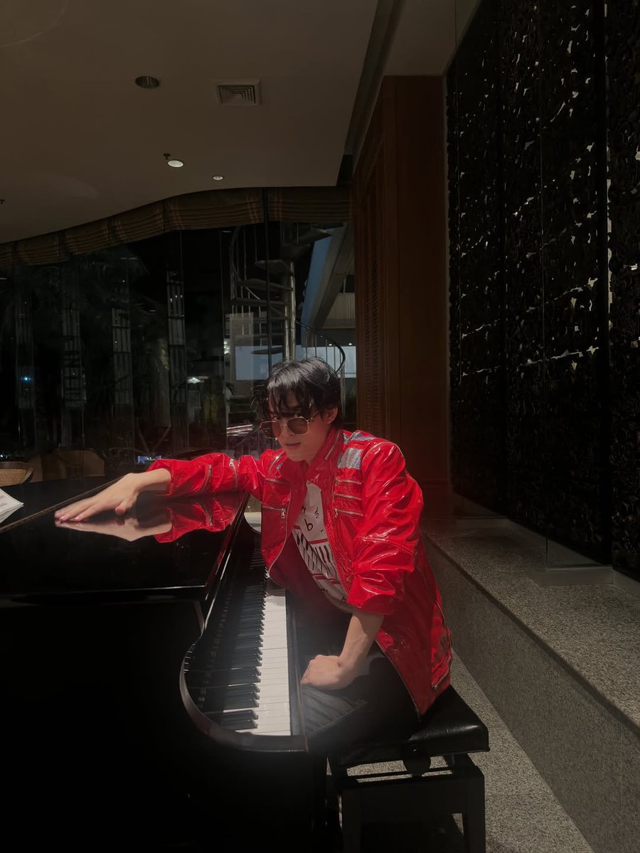 BarcodetinOFC's tweet photo. Barcode Tinnasit IG Update(1)

🏎️ ขอบคุณที่ทำให้ผมเฉิดฉาย(ไปหน่อย) 

BARCODEKIN OUTING 2026

#GMMTVOuting2026
#barcodetin #Unit
@BarcodeTin