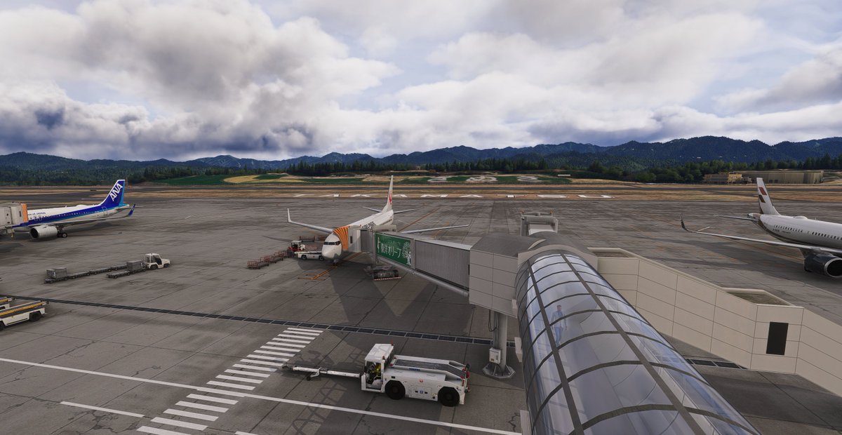 FUK_Nob0525's tweet photo. JL483 RJTT-RJOT
平日昼間のフライトで四国高松へ。天候にも恵まれ揺れの少ないフライトになりました。
BeyondATCとSimbriefの連携でAI機がリアルタイムで出現しよりリアルになったような気がします。
#MSFS2024
#PMDG
#BeyondATC
#GSJP https://t.co/ZH4lTN7VXn https://t.co/hSJOtVJdWy