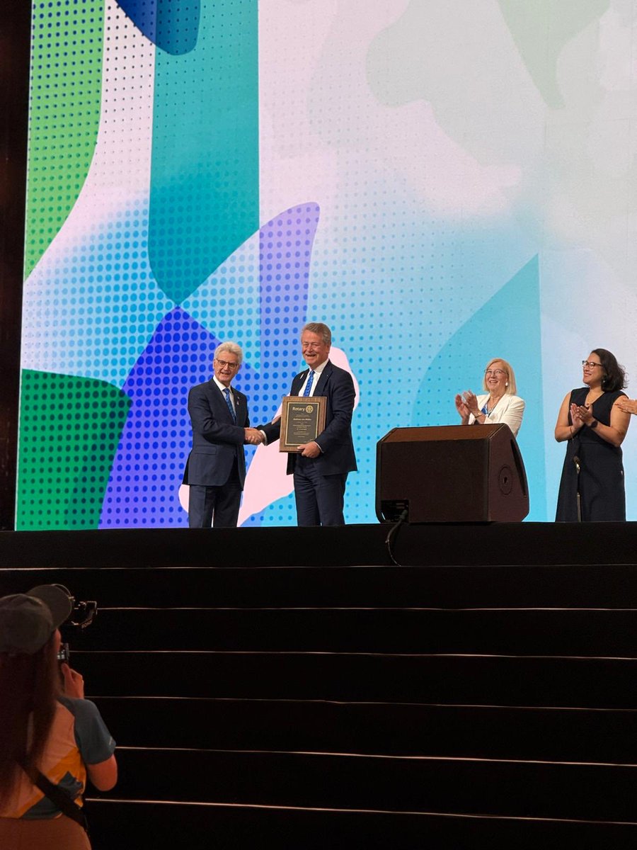 JohnHewko's tweet photo. An important moment recognizing the Convention Committee, Host Organization Committee, and volunteers. The scale of what it takes to bring a global gathering like this together is on full display. Thank you to everyone whose dedication and planning made this convention possible.

#Rotary26
