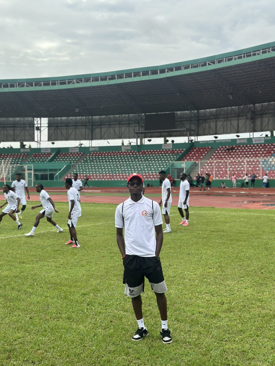 Stanbig4L's tweet photo. Here for; End Of Season Friendly 

Home-base vs Foreign-base 

📍 Samuel Ogbemudia Stadium, Benin city. https://t.co/VHQNTFUz3f