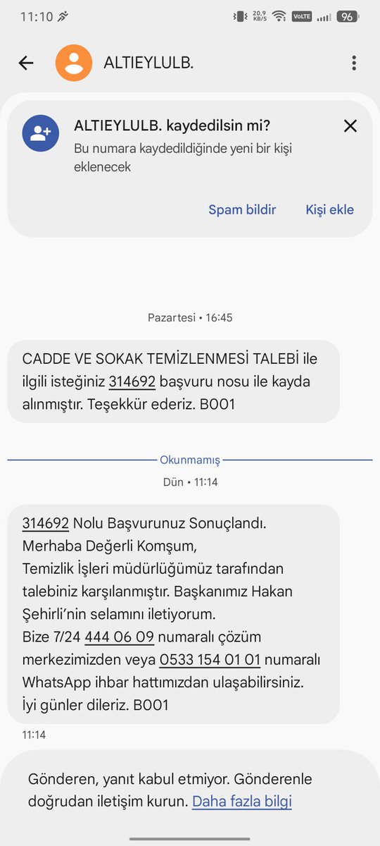 sheldonoscopy74's tweet photo. @balikesirbld @ahmetakin Geldiniz, gördüm. Yalandan süpürüp gitmişsiniz. Sokak hâlâ toz pislik içinde. Öldük havasızlıktan. Neyse ben kendim temizleyeceğim taşıma suyla. Değerli komşum, size diğer seçimde oy yok. Teşekkür ederiz. https://t.co/hmvixgBF0c