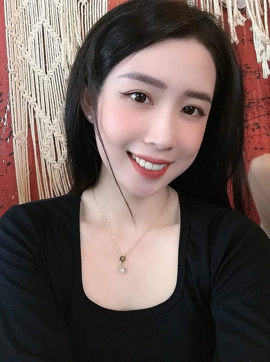 lim88211's tweet photo. chát ko em https://t.co/dE3cipVcuV