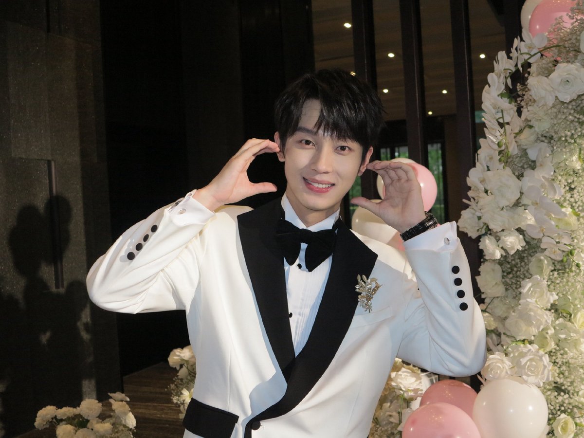 율무 tweet media