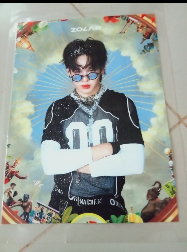 fumiya_kun82's tweet photo. This is my favorite photo.
The reason is, "Every time I see this picture of Krit, I think of him very much."
"I always carry this photo with me."
Which photo is your favorite?
@keepitkrit
@kritlantis
@Sara20929599160
#keepitkrit #KRITnewpost
#OurHeartsBelongtoKeepitkrit https://t.co/2z0iMuO7OY
