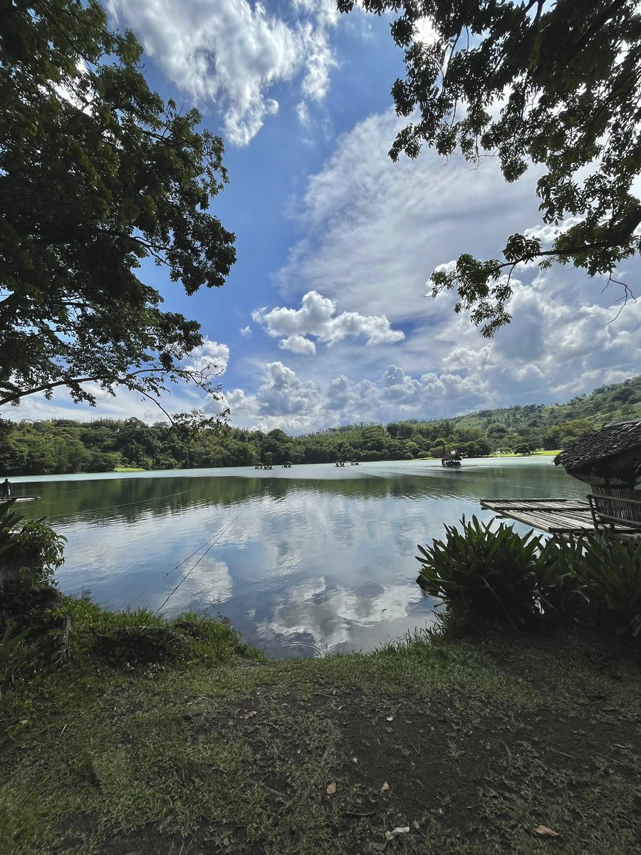 Dosmoag's tweet photo. 📍Lake Apo https://t.co/MDZtUP8UqD