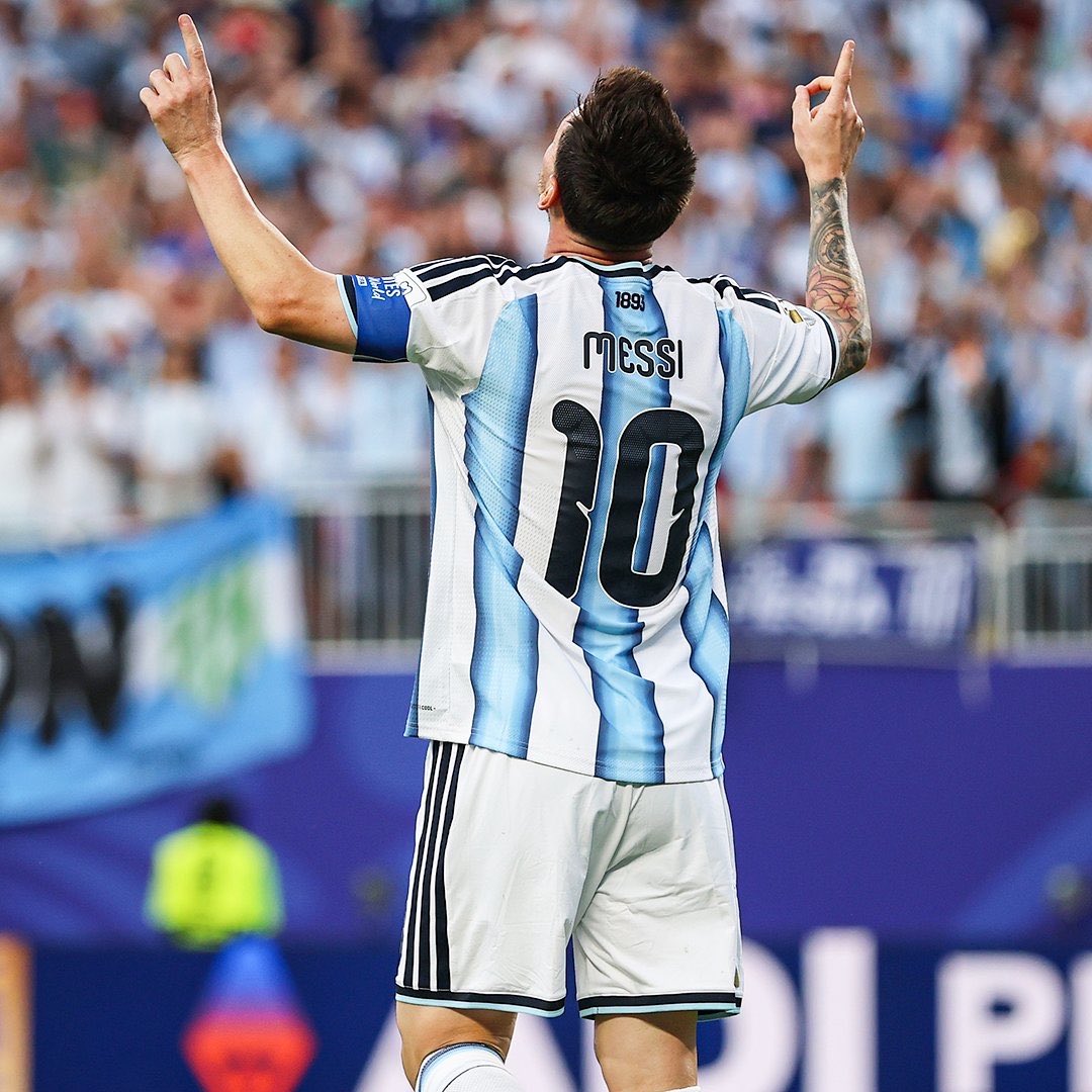 TumusabeIsa's tweet photo. The magic man is back https://t.co/vkTBehJhuE