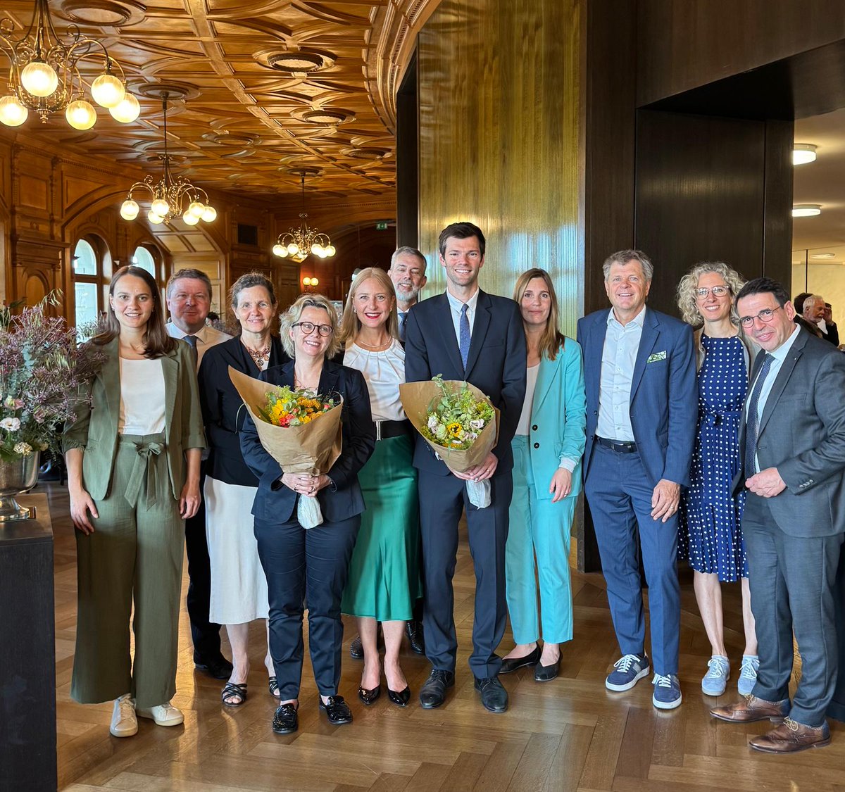 vertliberaux's tweet photo. Toutes nos félicitations !   
Nous nous réjouissons vivement de l’élection de Daniela Thurnherr au Tribunal fédéral ainsi que de celle de Joël Pahud en tant que juge suppléant au Tribunal pénal fédéral. https://t.co/Pb3i7OelH8