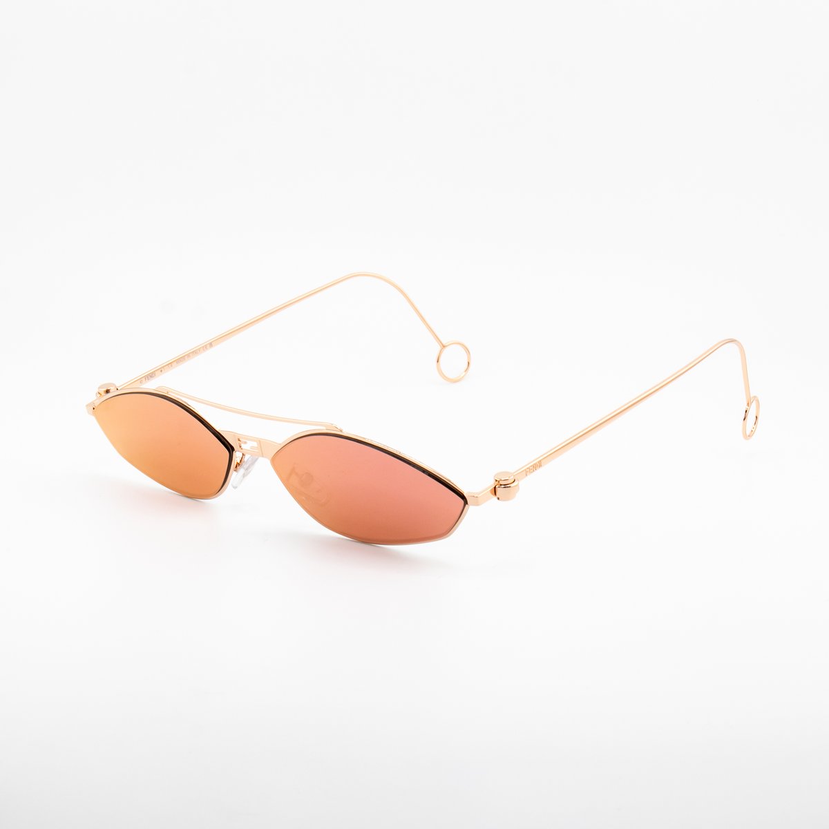 frameworks_th's tweet photo. FENDI รุ่น FE40114U-Y
แบรนด์แท้ มือหนึ่ง อุปกรณ์ครบ    

แว่นกันแดด สีโรสโกล์ดจับคู่เลนส์โทนชมพูละมุน เพิ่มสเน่ห์ให้ลุคดูโดดเด่น เหมาะกับสายแฟชั่น 🩷✨

มาพร้อมกับโปรราคาพิเศษ ‼️ 

📌สนใจสั่งซื้อ หรือ สอบถามรายละเอียดเพิ่มเติม DM ได้เลยนะคะ

#กรอบแว่นตา #แว่นแบรนด์เนม #FENDI https://t.co/uog0H96l7B