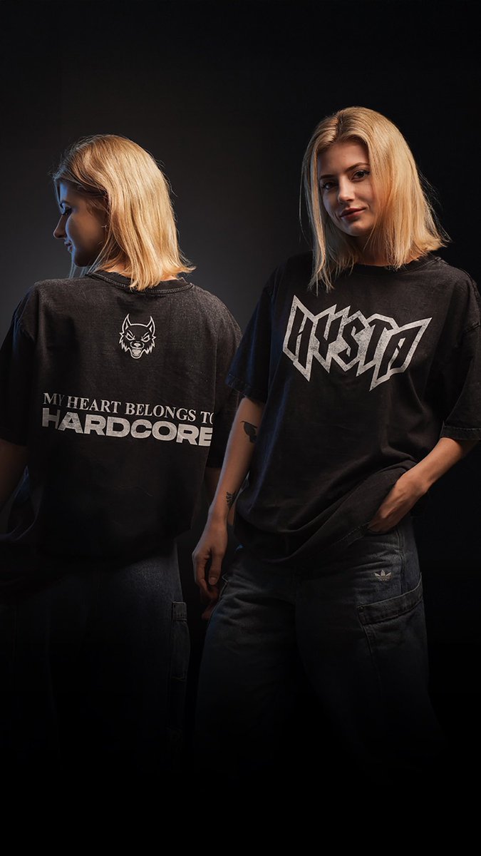 Hysta_dj's tweet photo. 𝗡𝗘𝗪 𝗠𝗘𝗥𝗖𝗛 𝗗𝗥𝗢𝗣 🖤🐺 "My Heart Belongs To Hardcore."
Just in time for Defqon.1 and the festival season. Whether you're front row at the Black, or somewhere else around the world! this one's for you. 🖤

Shop now ➡️ https://t.co/eVoM4wz2Xz https://t.co/nJoS4i8tik