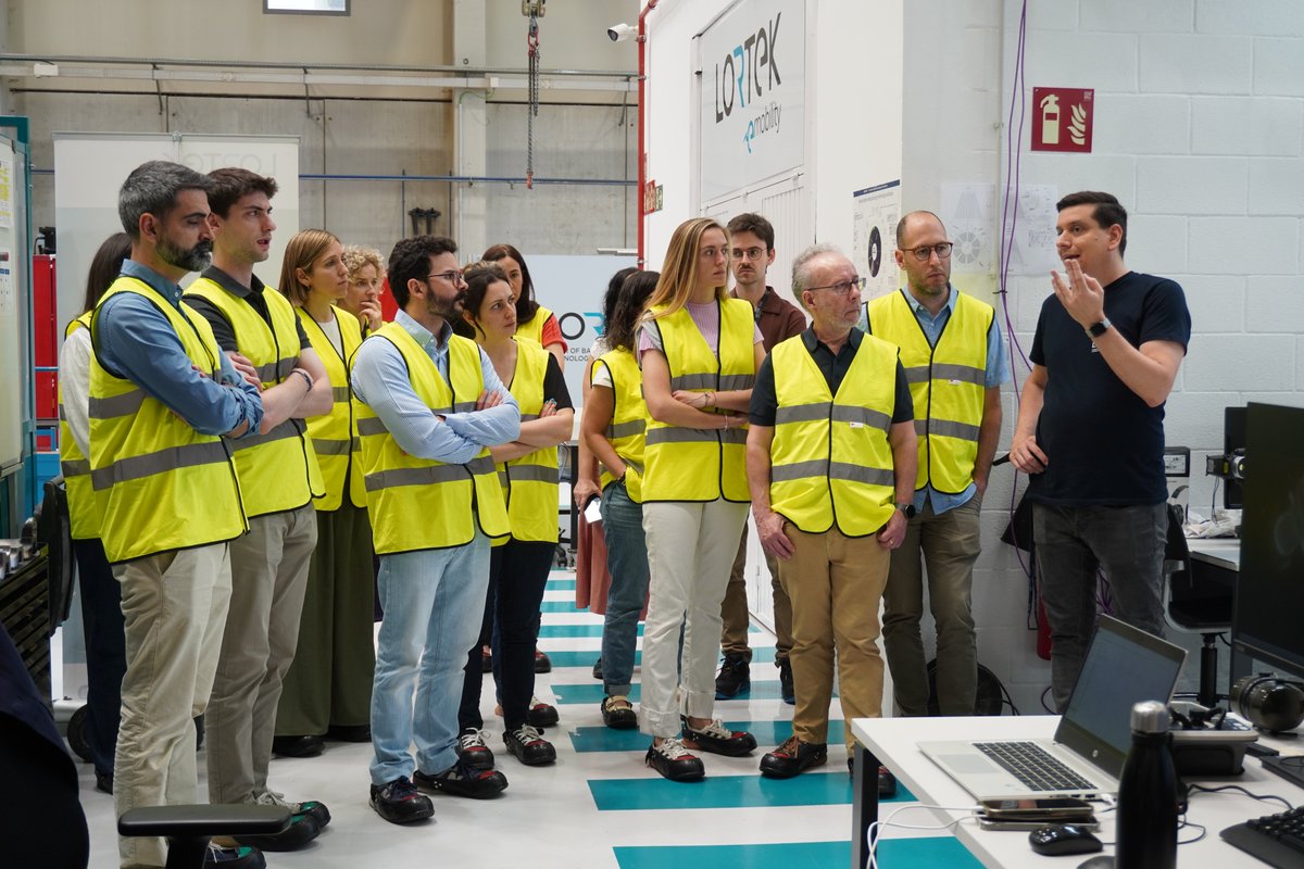 Leitat's tweet photo. 🚀 Participamos en la primera reunión de seguimiento del proyecto #IRATI en las instalaciones de @Lortek . 

🔗Más información en nuestro LinkedIn: https://t.co/0Ko0rYWu1k https://t.co/xsc3nSM3D4