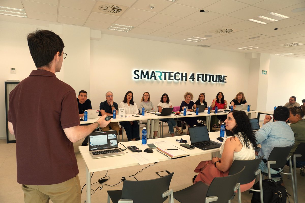 Leitat's tweet photo. 🚀 Participamos en la primera reunión de seguimiento del proyecto #IRATI en las instalaciones de @Lortek . 

🔗Más información en nuestro LinkedIn: https://t.co/0Ko0rYWu1k https://t.co/xsc3nSM3D4