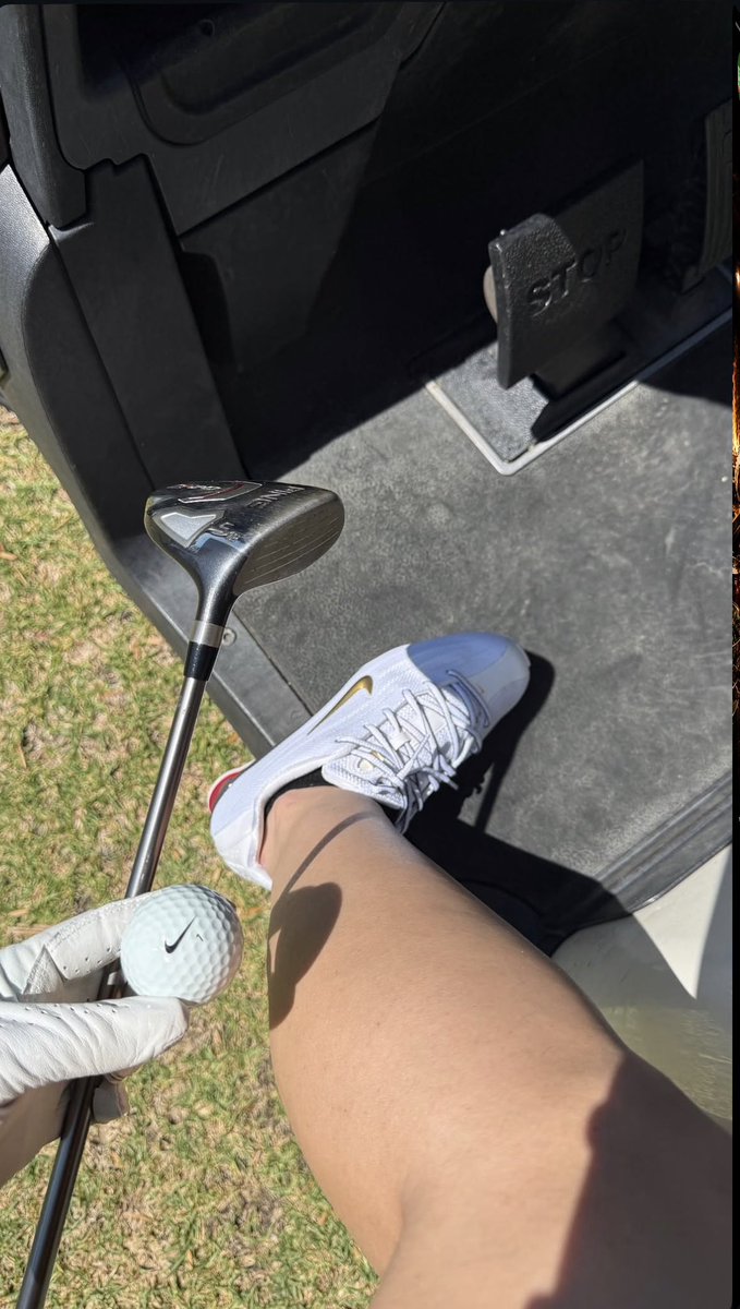 MamaCrysta's tweet photo. How’s it going over there ⛳️ day https://t.co/xcZ1EdIfh5