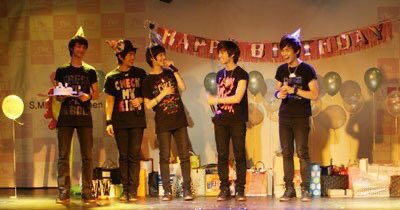 jjinggumiese's tweet photo. Reminding me of how Taemin had his first birthday party with fans in the basement of sm https://t.co/txPgRx4GuD