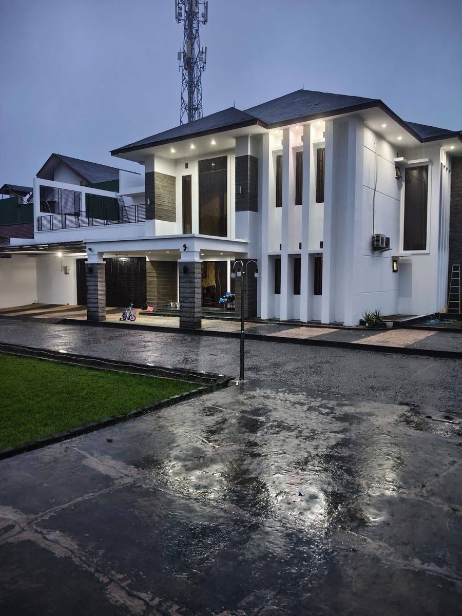 _paklee__'s tweet photo. Barangkali ada yg butuh Rumah daerah Tasikmalaya Singaparna nih,,mau di jual https://t.co/2m0OREOQMi