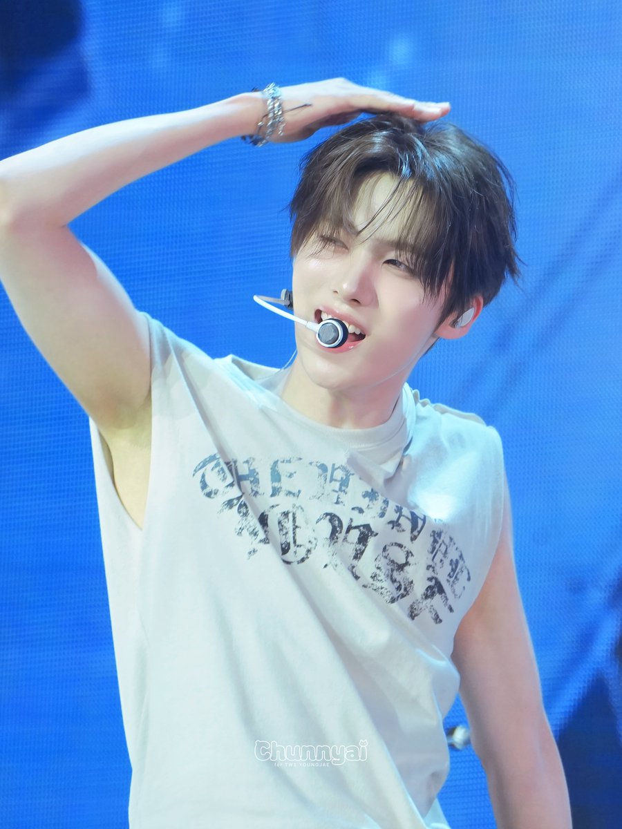 chunnyai's tweet photo. 260607 위버스콘 

착하게

#YOUNGJAE #영재 #ヨンジェ
#TWS #투어스 #トゥアス https://t.co/vavzvvOEQ8