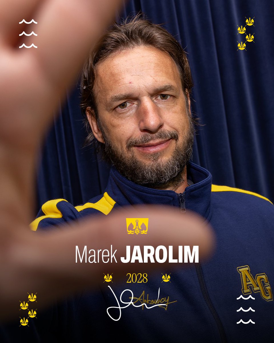 ArkaGdyniaSA's tweet photo. ✍️ Marek Jarolim trenerem Arki Gdynia. 🟡🔵

𝑾𝒊𝒆̨𝒄𝒆𝒋: https://t.co/grlmInWFFP

Trenerze, powodzenia! 🫡 https://t.co/g4Hwkh3eoL