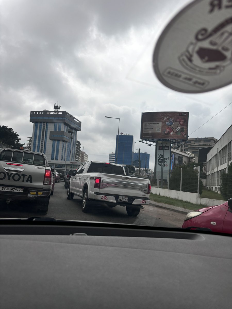 thehassancole's tweet photo. Mornings and evenings in Accra, Ghana 🇬🇭 

I hope the trees are still safe? https://t.co/0CTK5OxALz
