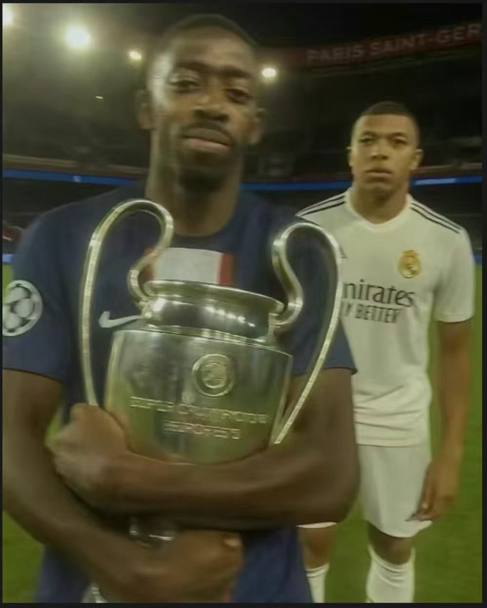 Jeannexwz's tweet photo. @KMbappe @equipedefrance https://t.co/5C4R6hTP13