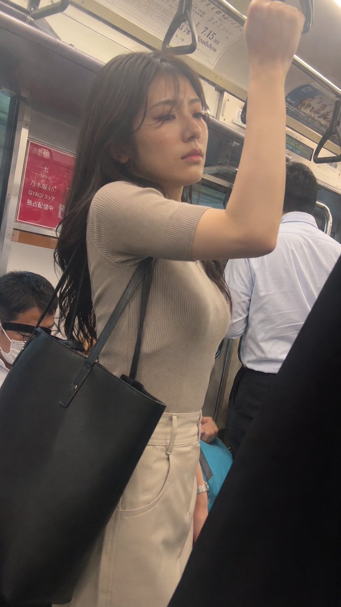 風露いと tweet media