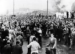 Cocotheres's tweet photo. 17.Juni 1953
niiiiiiiie vergessen‼️
Arbeiteraufstand in DDR (1953) ursprünglicher Tag der deutschen Einheit und zerschlagen durch VoPo/NVA und Sowjetunion❗️
In Bundesrepublik bis 1990 Tag der Deutschen Einheit begangen https://t.co/4KSPJ3Metz