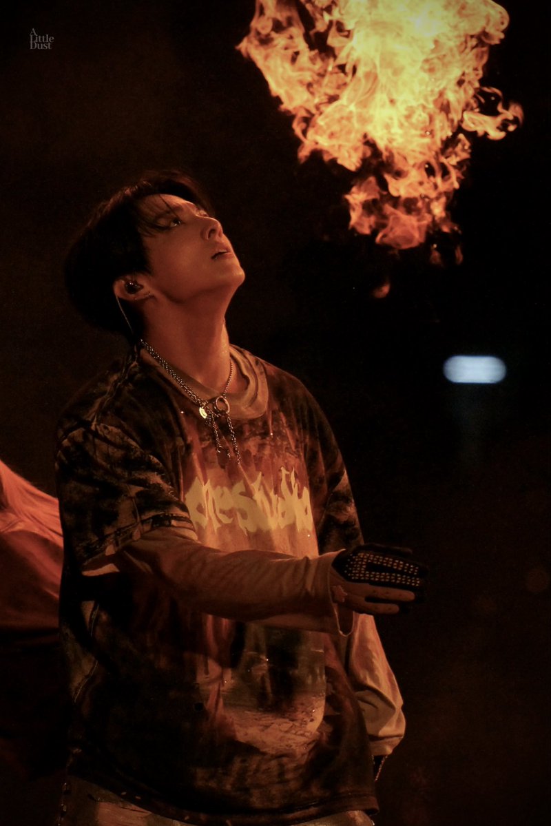 ALD_bts's tweet photo. 260613 ARIRANG in BUSAN

FYA 🔥🔥

@BTS_twt 
#정국 #JK #BTS #BTS_ARİRANG #방탄소년단 #BTS_ARIRANG_TOUR_IN_BUSAN https://t.co/r3ftn3ocGW
