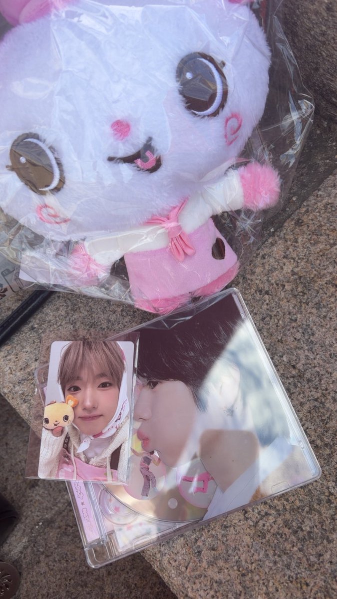miooverse's tweet photo. uhehe https://t.co/TIYNMnAgQ4