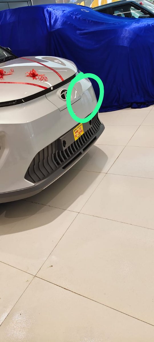 pjugade02's tweet photo. @TataMotors @macvehiclesyvt Disappointed with the delivery xperience at Tata MAC Vehicles. Went to pick up a brand new Tata Punch EV 4 a friend, only 2 find a noticeable dent on the front side.
Unbelievably, the staff denied it was a dent &amp; claimed it’s a "manufacturing defect"! https://t.co/L58JguEdg8