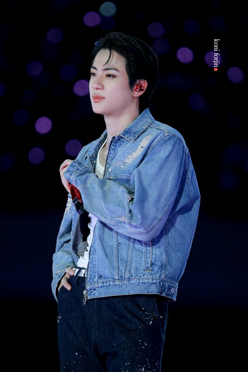 btsforever1207's tweet photo. 260612 BTS ARIRANG BUSAN HD

#BTS_WORLDTOUR_ARIRANG #BTS #방탄소년단진 #JIN #진 https://t.co/51iT3TNiy7