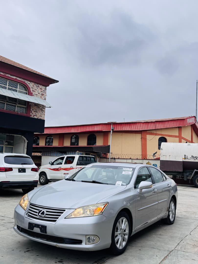 Rowneautos247's tweet photo. Foreign Used🇺🇸🇺🇸
2011 Lexus ES350
* Thumbstart Ignition
* Accident free
* Duty paid
* Low mileage
🏷️₦12.7M
📍Ikotun, Lagos (SB19) https://t.co/kO43unhQ5q