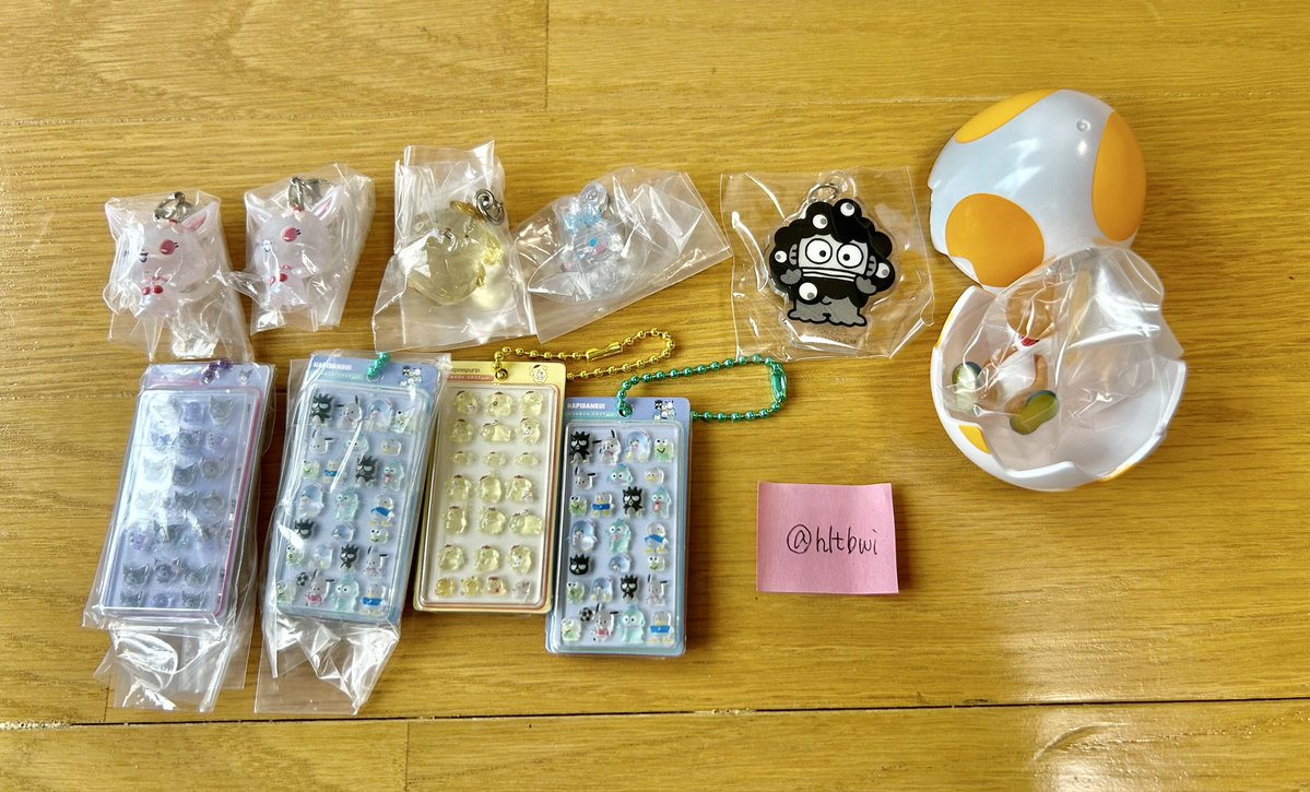hltbwi's tweet photo. サンリオクリスタル　ジュエルペット　ボンボンドロップ　ヨッシー　EXPO  めじるしアクセサリー 交換 買収

【譲】画像(ボンドロプリン・はぴだんぶいは開封済み・ヨッシーはカプセルのみ開封済み)
【求】クリスタルキティ、ちいかわめじるし>買取

6/20秋葉原・池袋(時間要相談)or横浜手渡し https://t.co/EVbTtID0EZ
