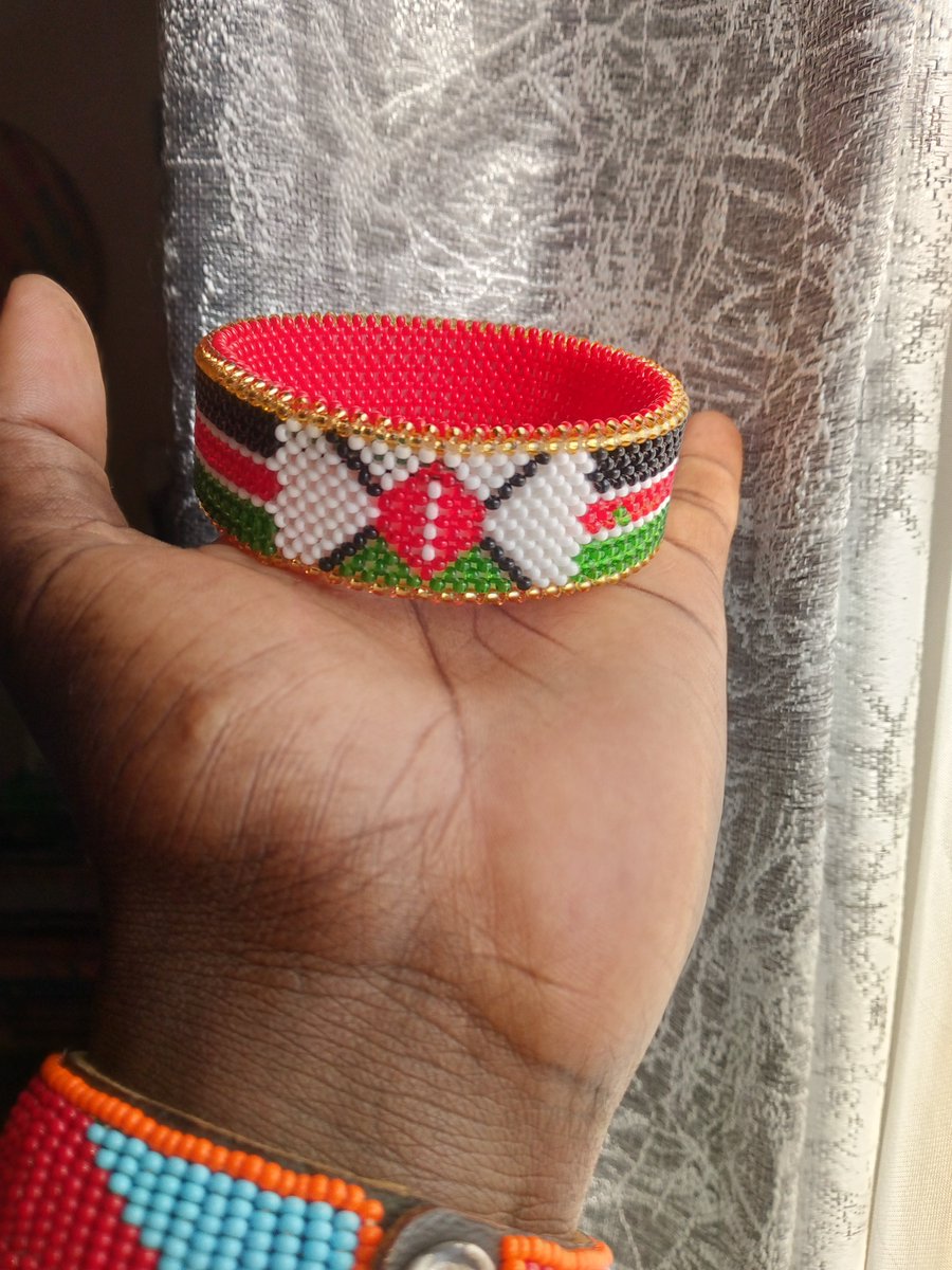 ndungu_johnson's tweet photo. Good morning.
F1-Double bracelet @1,000
F2-Keychain @700
F3-Land Cruiser handles customazition fee @5,000
F4-BT neckband customization fee @2,000
0701086111 / 0780086111 https://t.co/OB0mitqPg7