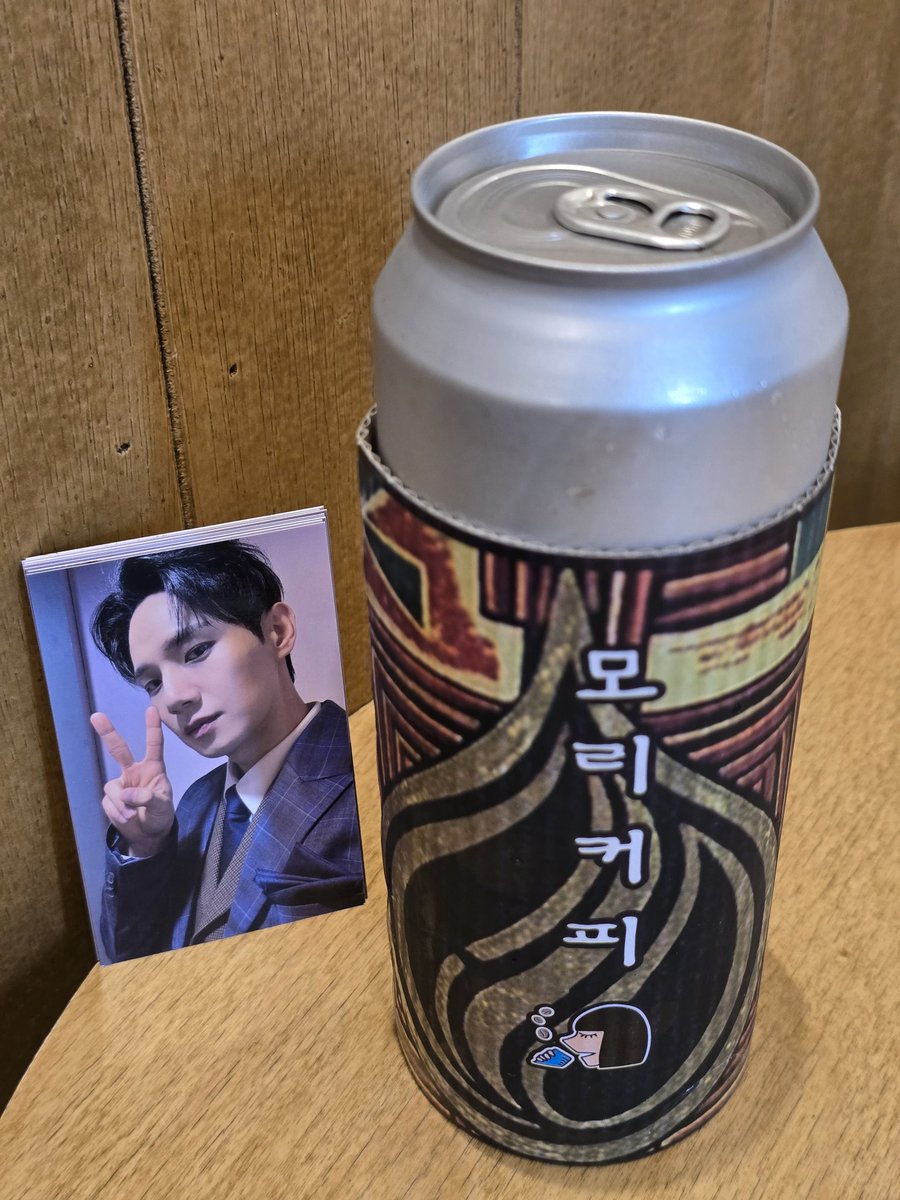 ljh_spring's tweet photo. 냉율무 처음 마셔봤는데 미숫가루 맛!!
커피도 야무지게 캔 포장 요청
특전은 요청해야 받을 수 있으니 참고하세요! ☺️ https://t.co/KrrX0CC42r