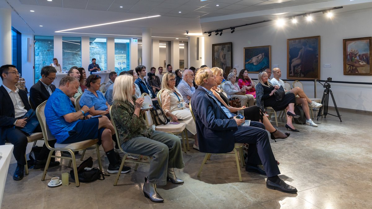 InstituteDanube's tweet photo. 🌳"The way we think about climate change today may be an analysis of the state of the planet, but it is just as much an artifact of our current culture" - emphasized @ctmnicholson in his lecture yesterday
We had a great night ✨ https://t.co/bWZZRpdvLn