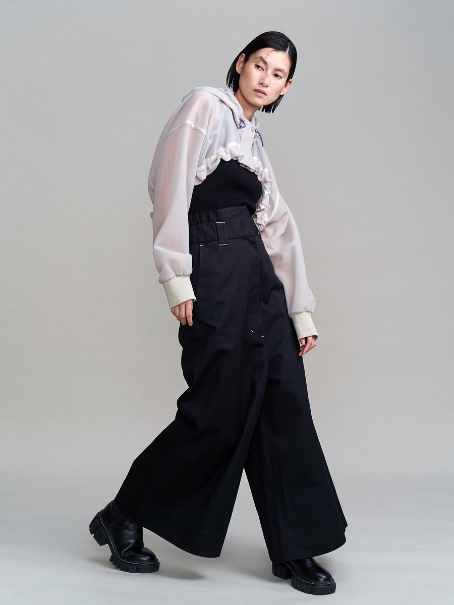 zozojp's tweet photo. 【Dickies® meets UN3D.】

「Dickies®」が持つ無骨で実用的なワークウエアの要素をベースに、UN3D.の構築的なシルエットとモードな感性を掛け合わせることで、新たなバランスを提案。

特別なコラボアイテムをお見逃しなく！

🔗https://t.co/N1nvf9SPoM

＠UN3D_OFFICIAL
#UN3D #アンスリード #Dickies #ディッキーズ